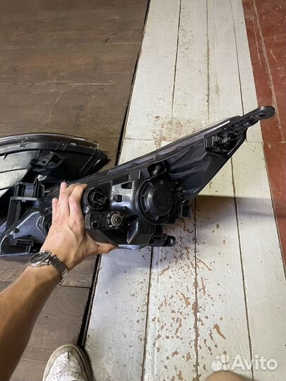 Фары Hyundai Solaris