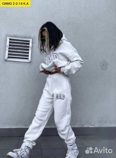 Спортивный костюм женский Gap