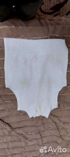 Жилет вязаный