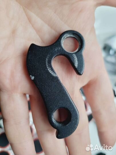 Велозапчасти и веломелочи