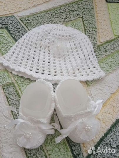 Пинетки и шапочка