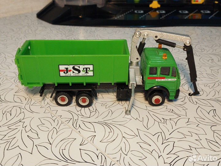 Модель автомобиля mercedes