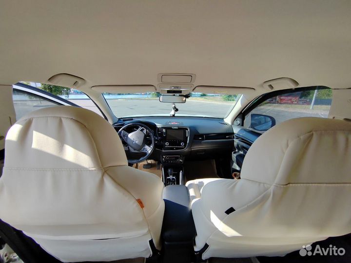 Mitsubishi Outlander 2.0 CVT, 2022, 40 000 км