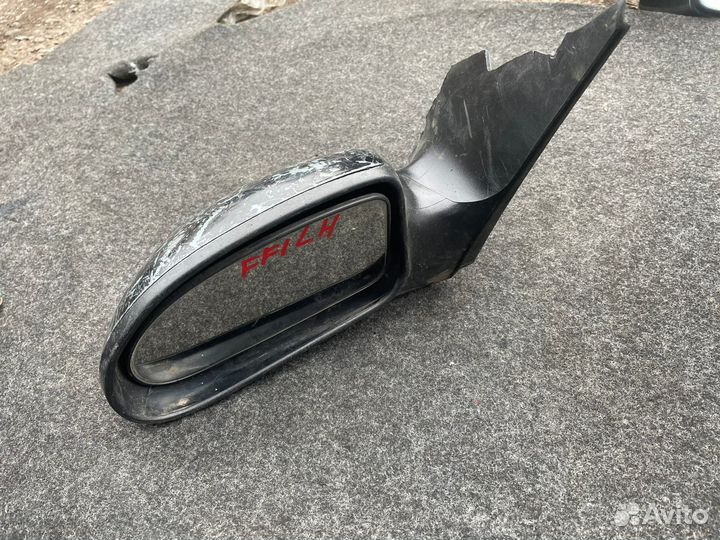 Зеркало левое Ford Focus 1 дефект крепления
