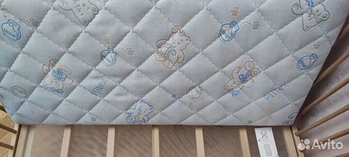 Детская кроватка IKEA с матрасом