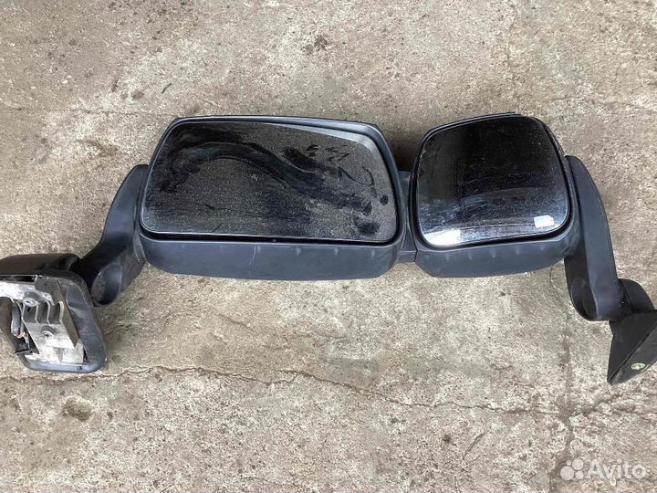 Зеркало левое Iveco Stralis