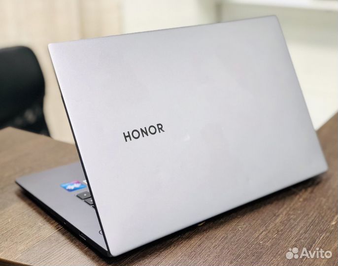 Ноутбук Honor X15/15,6/IPS/FHD/I3-10/SSD/Гарантия