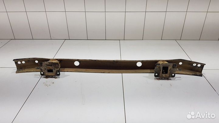 Усилитель заднего бампера