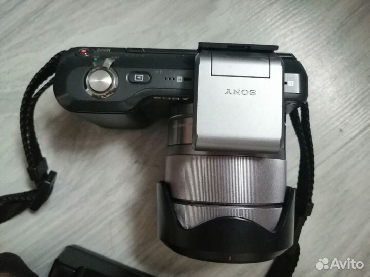 Sony Alpha NEX-3 (+объектив 18-55 мм F3.5-5.6)