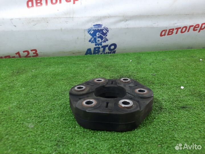 Эластичная муфта карданного вала Mercedes C220