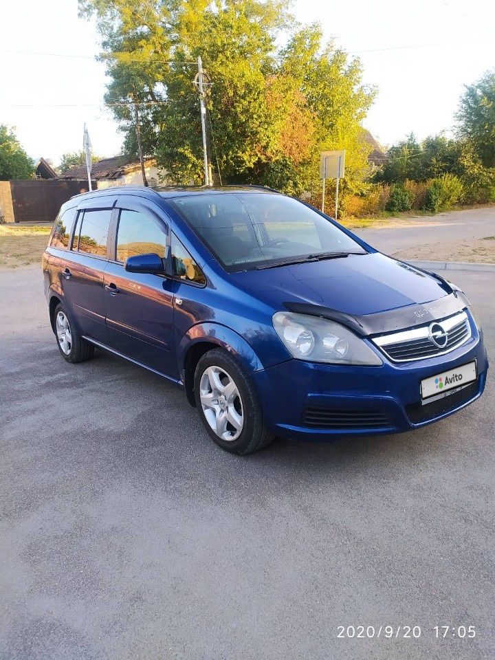 Opel Zafira: фото владельца
