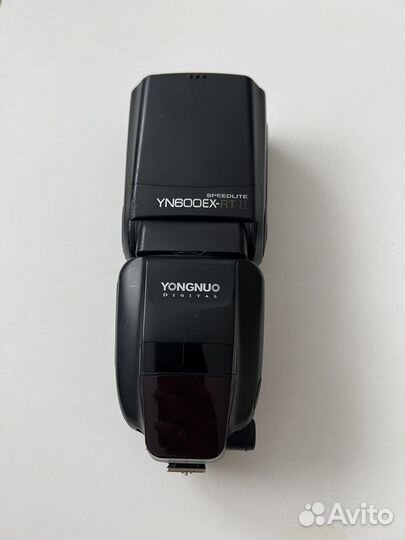 Фотовспышка YongNuo Speedlite
