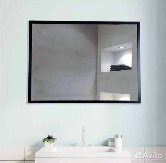Зеркало в раме черного цвета 100*130см