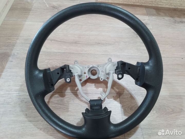 Продам руль toyota