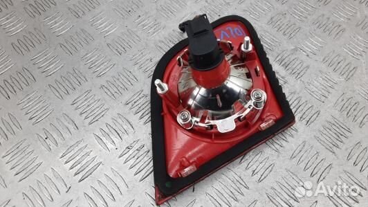 Фонарь правый крышки багажника volkswagen passat B