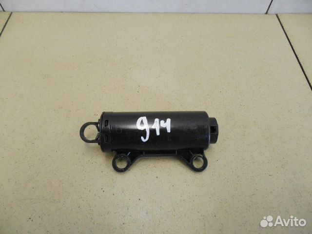 Демпфер бардачка Hi Lux 2015