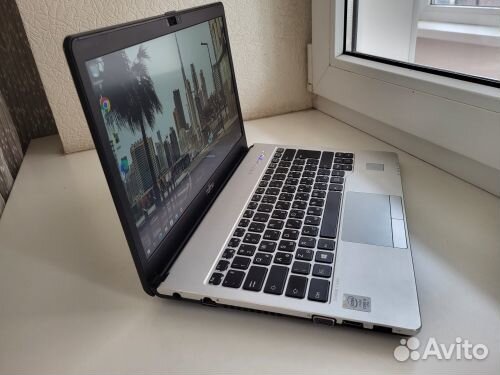 Fujitsu/IPS/FullHD/i5/SSD/8Gb