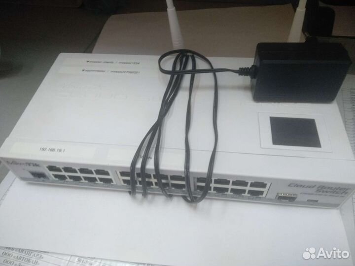 Свитч коммутатор MikroTik