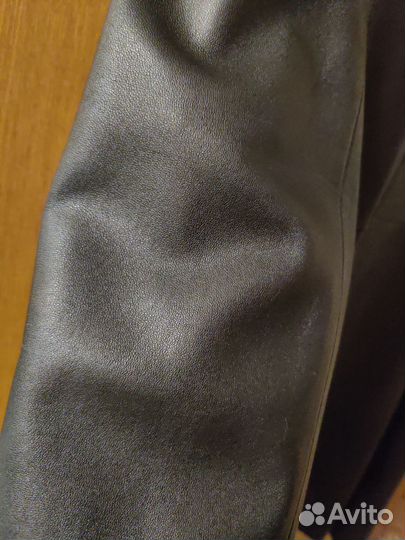 Кожаный пиджак женский удлиненный