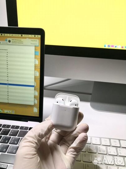 Apple Airpods 2 / Ростест / беспроводные наушники