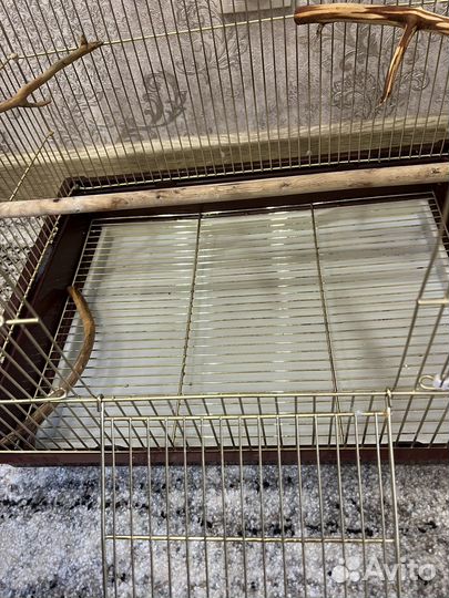 Большая клетка для птиц