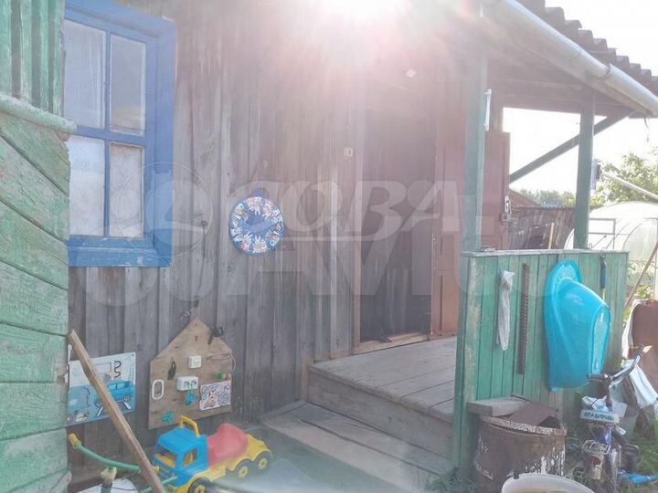 Дом 29,9 м² на участке 8 сот.