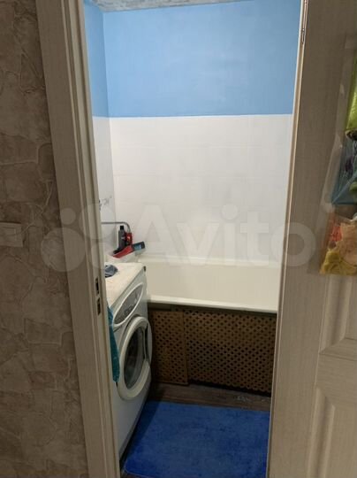 2-к. квартира, 42 м², 1/9 эт.