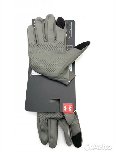 Спортивные перчатки Under Armour