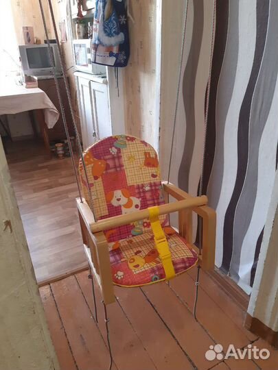 Детская качель подвесная