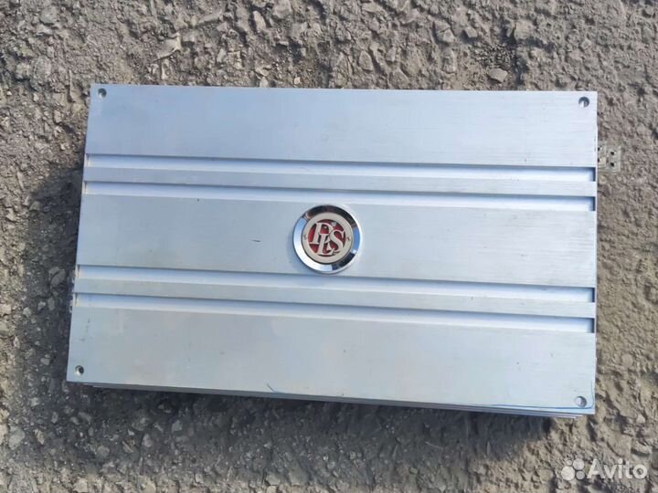 Автомобильный усилитель