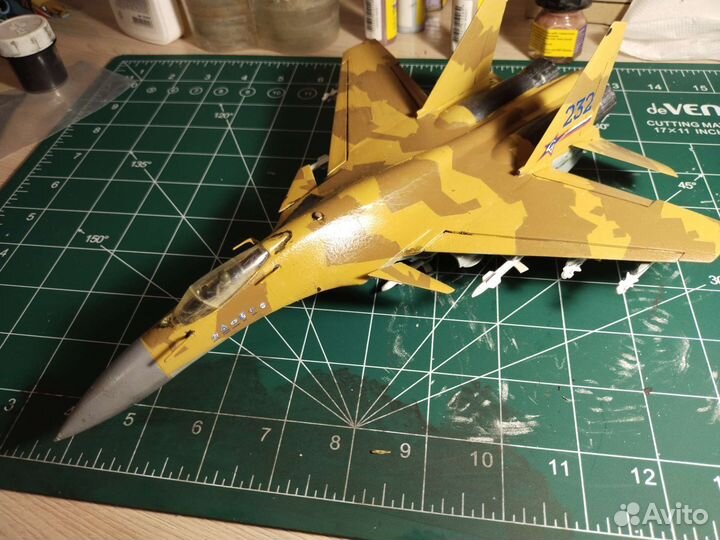 Готовая модель самолёта Су-37