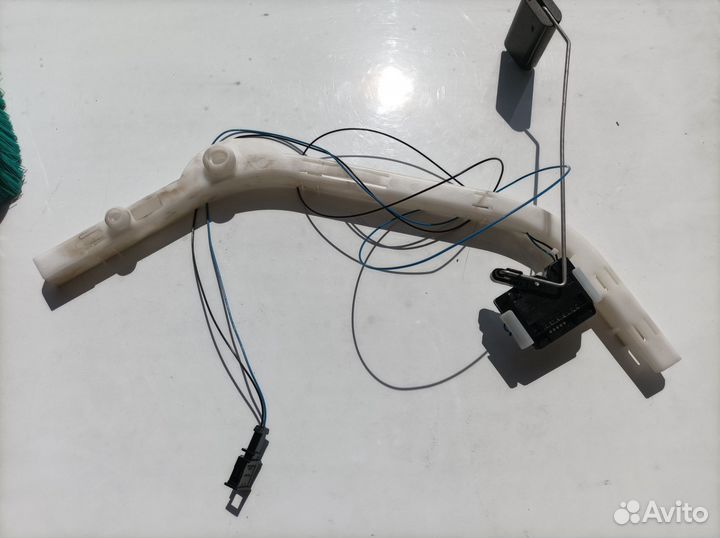 Датчик топливо левый, freelander 2