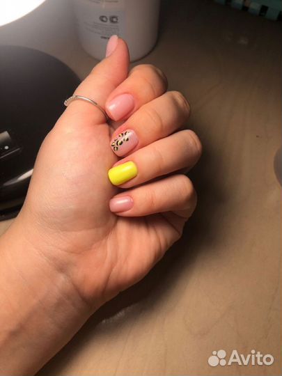 Маникюр на дому