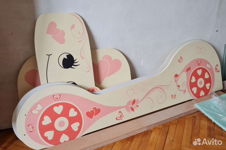 Детская кровать с матрасом