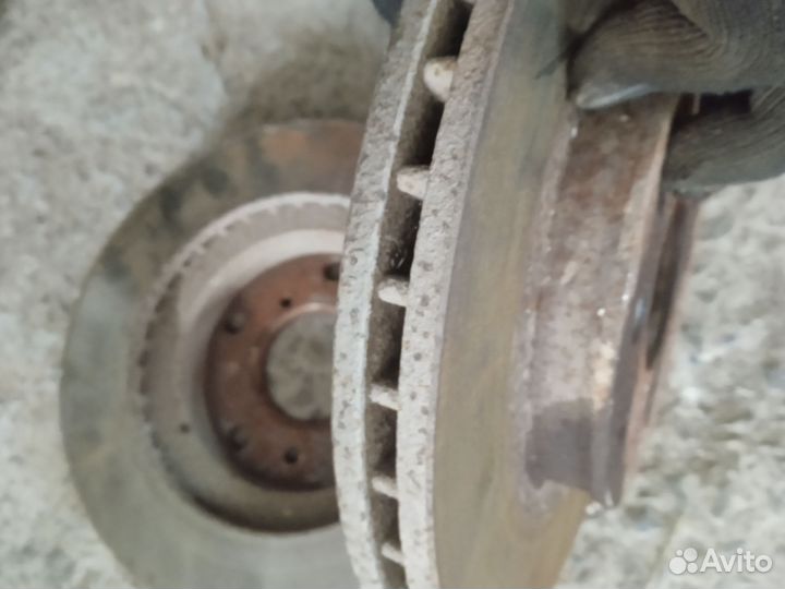 Диски тормозные передние Мазда 626 GD