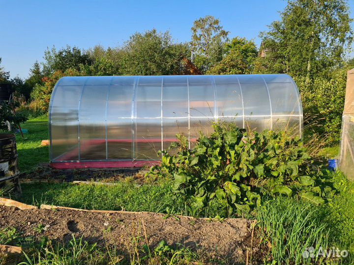 Теплица Удачная 3х6,шаг дуги 65 см (дл.4 и 8 м)