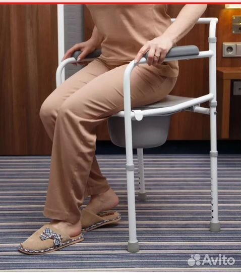 Кресло-туалет для взрослых и пожилых