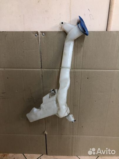 Бачок омывателя Skoda fabia 2