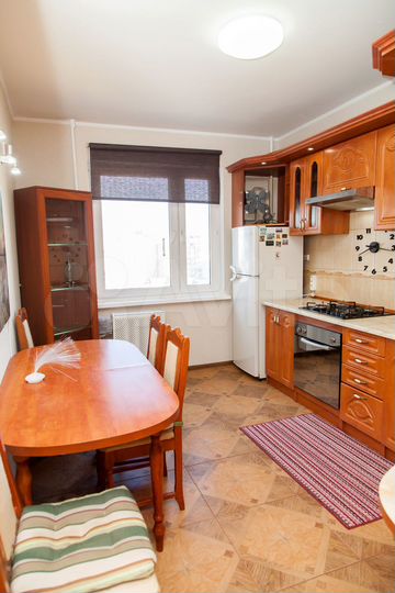 3-к. квартира, 63 м², 8/10 эт.