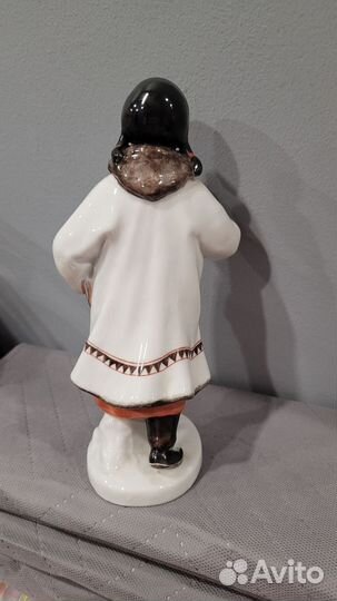 Статуэтка фарфор СССР девочка Якутка