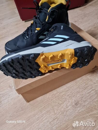 Зимние ботинки Adidas Terrex 44.5