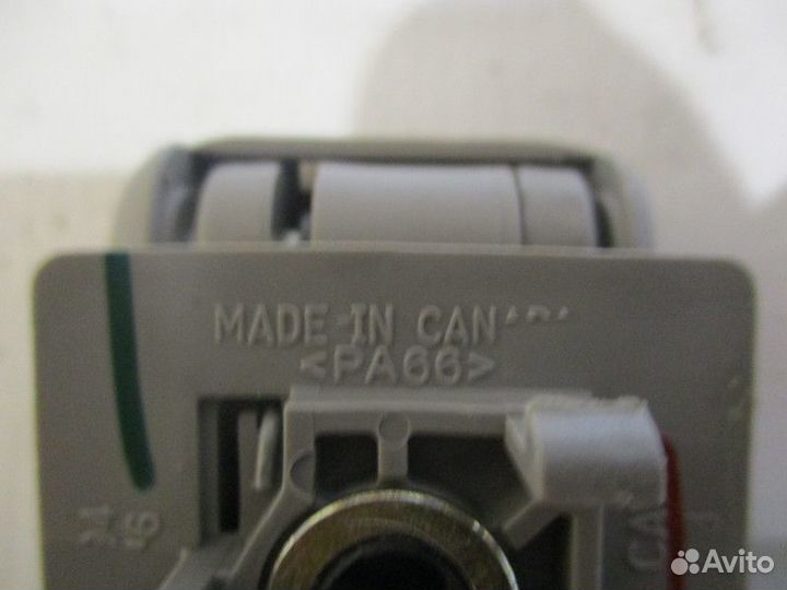 Ручка внутренняя потолочная передняя правая Cadillac STS