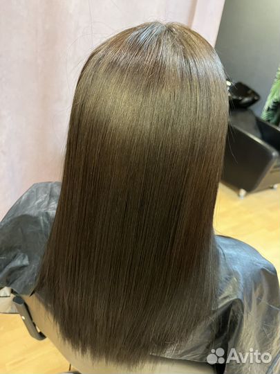 Кератиновое выпрямление волос