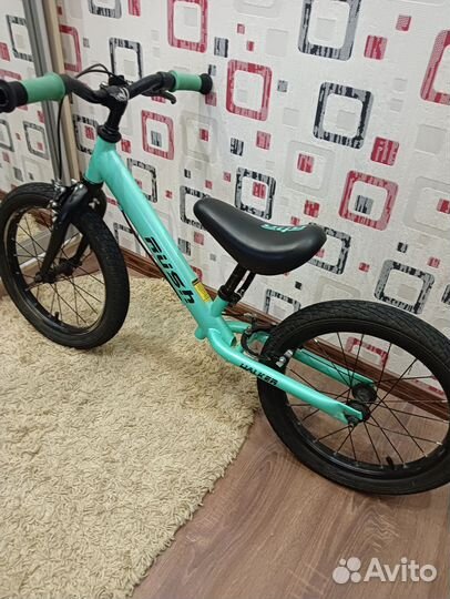 Беговел rush 16