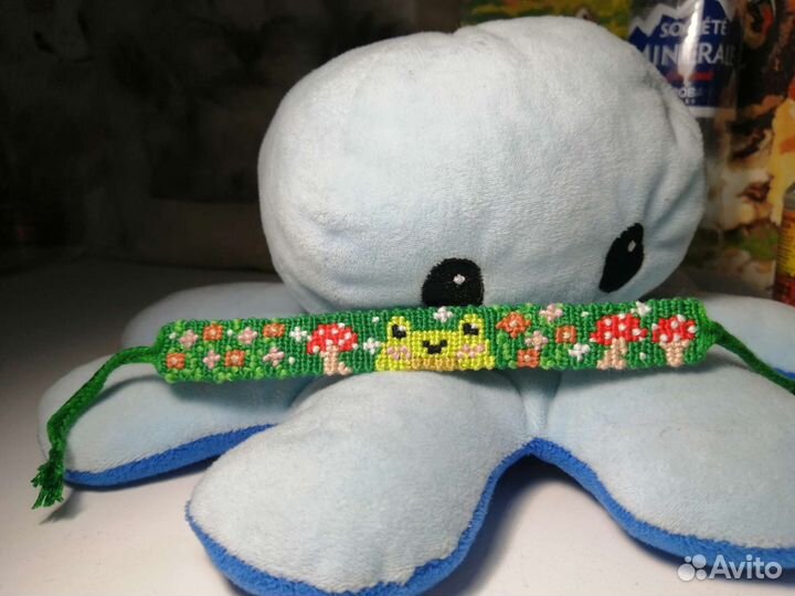 Фенечки и брелки ручной работы