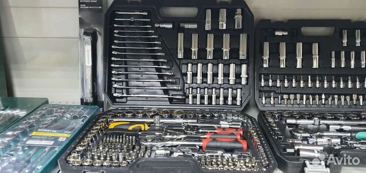 Наборы инструментов ключи, головки автомобильный