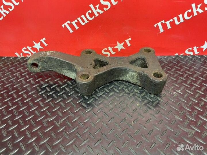 Кронштейн амортизатора заднего правый