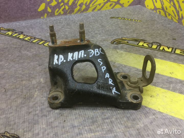 Кронштейн коробки левый МКПП Chevrolet Spark Спарк