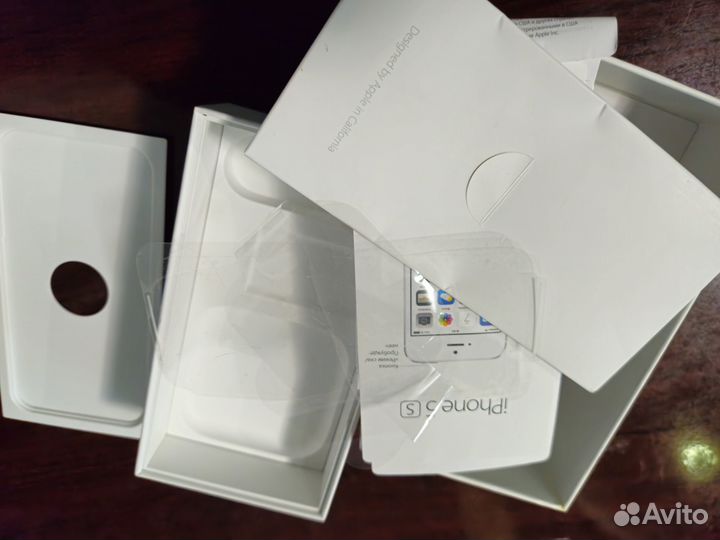 Коробка от iPhone 5s