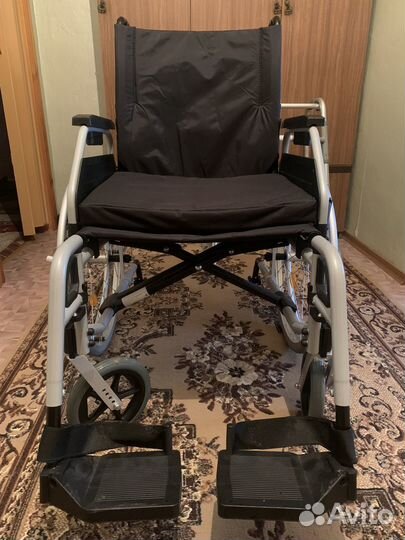 Инвалидная коляска складная бу